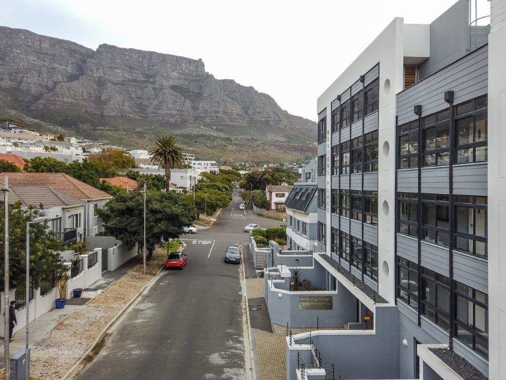 2 Bed Apartment in Vredehoek photo number 14