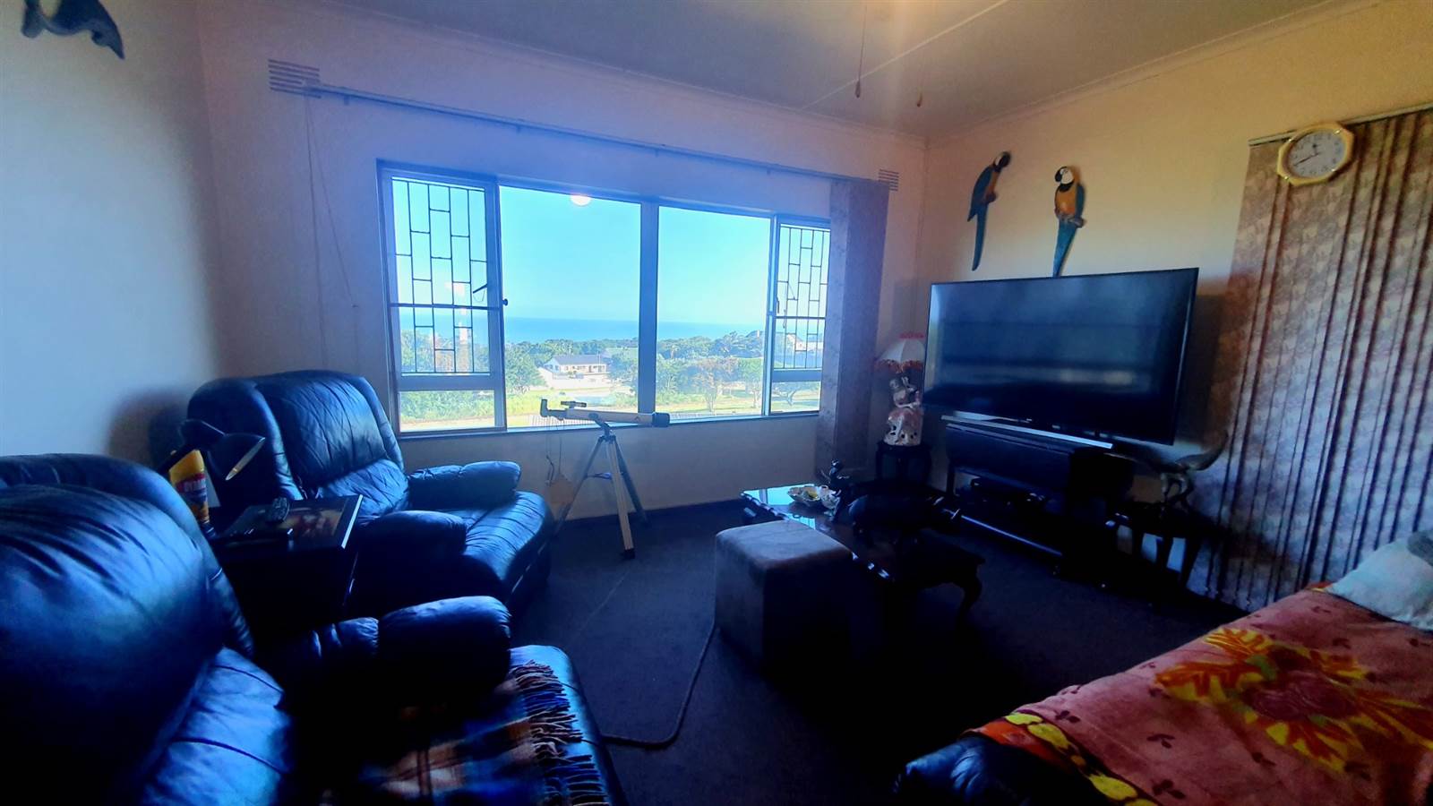 3 Bed Apartment in Umtentweni photo number 1