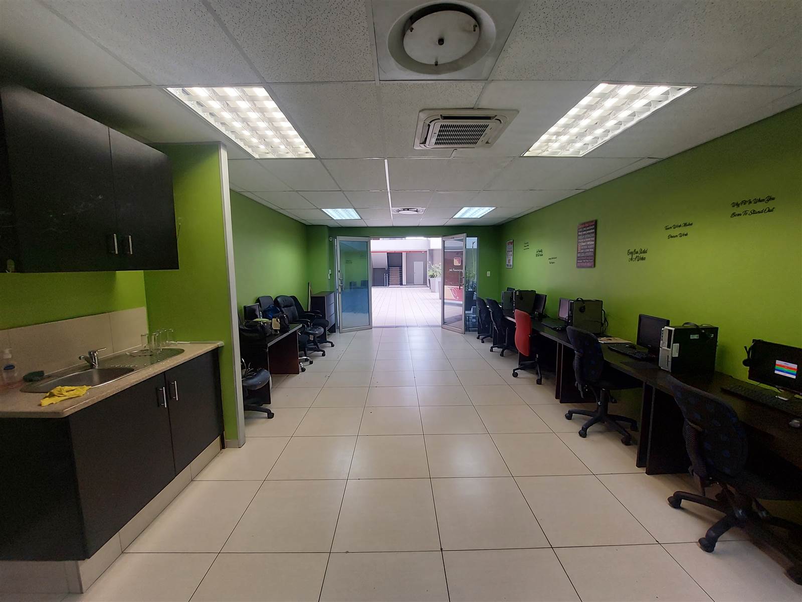 45  m² Commercial space in Umhlanga Ridge photo number 5