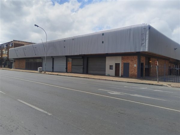 2 356 m² Commercial space 2 356 m² Commercial space