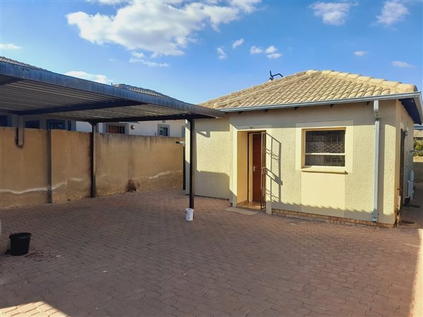 2 Bedroom House 2 Bedroom House