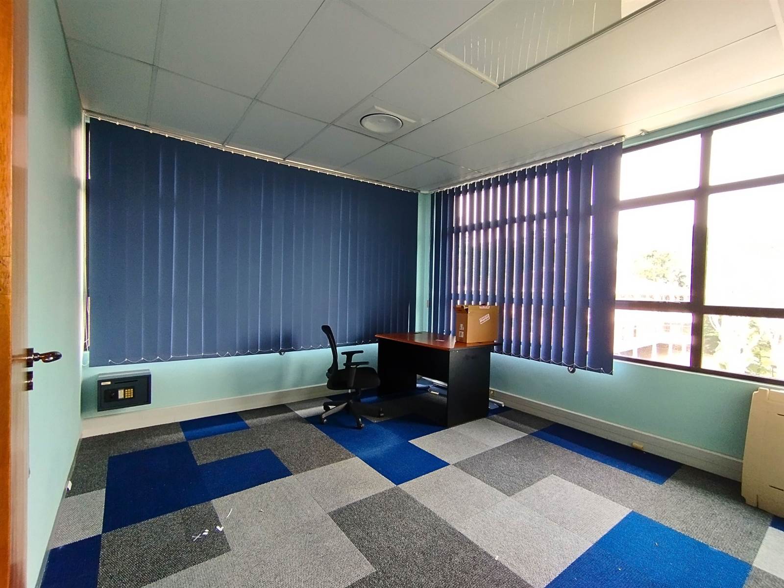 361  m² Office Space in Westville photo number 5