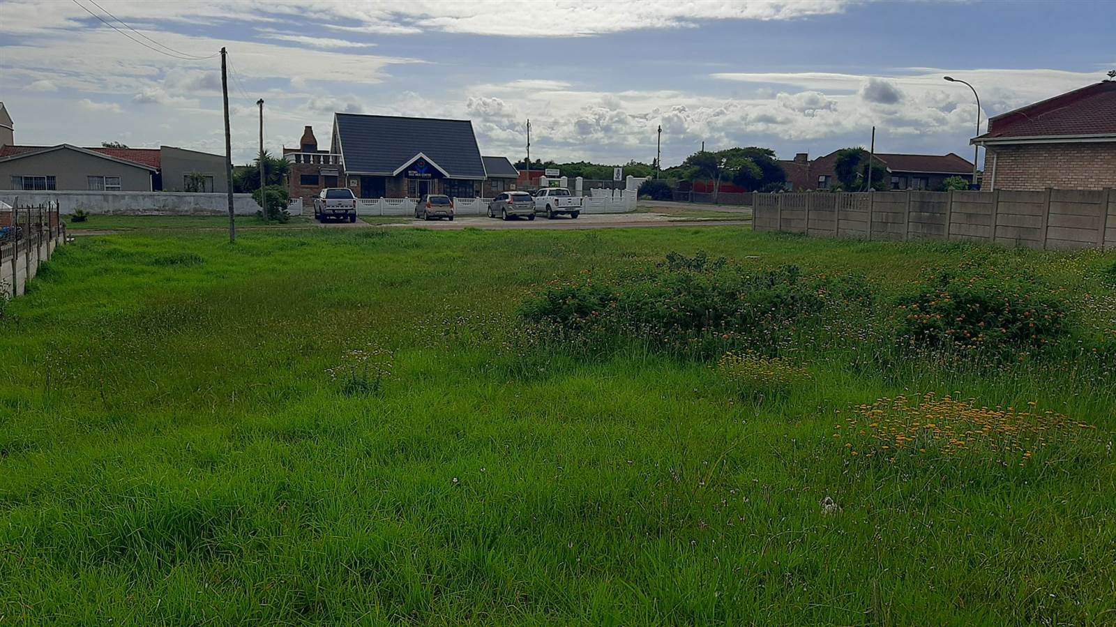 713 m² Land available in C Place photo number 2
