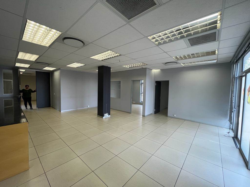 1015  m² Commercial space in Broadacres photo number 14
