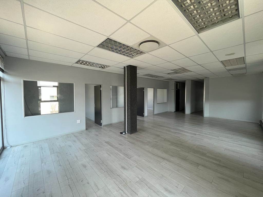 1015  m² Commercial space in Broadacres photo number 16