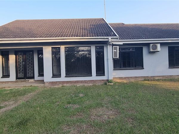 3 Bedroom House 3 Bedroom House