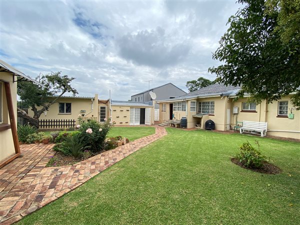 4 Bed House in Highlands North