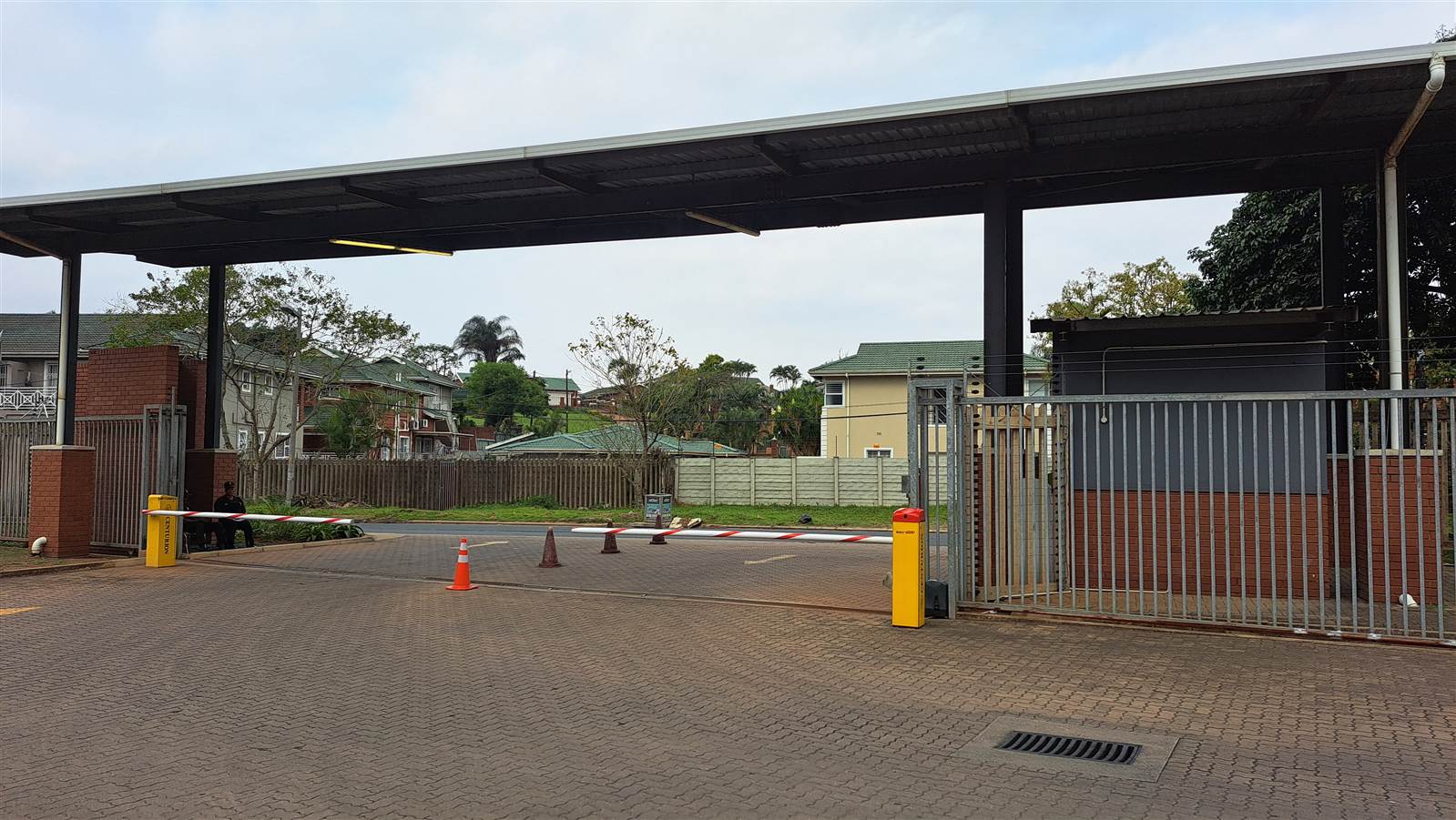 536  m² Industrial space in Mt Edgecombe photo number 2