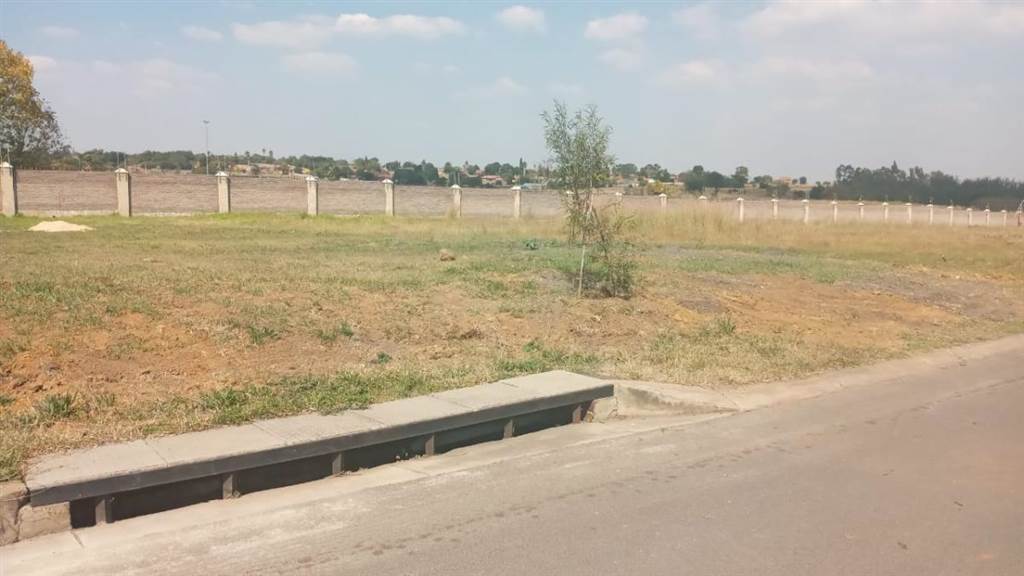 559 m² Land available in Helderwyk photo number 4