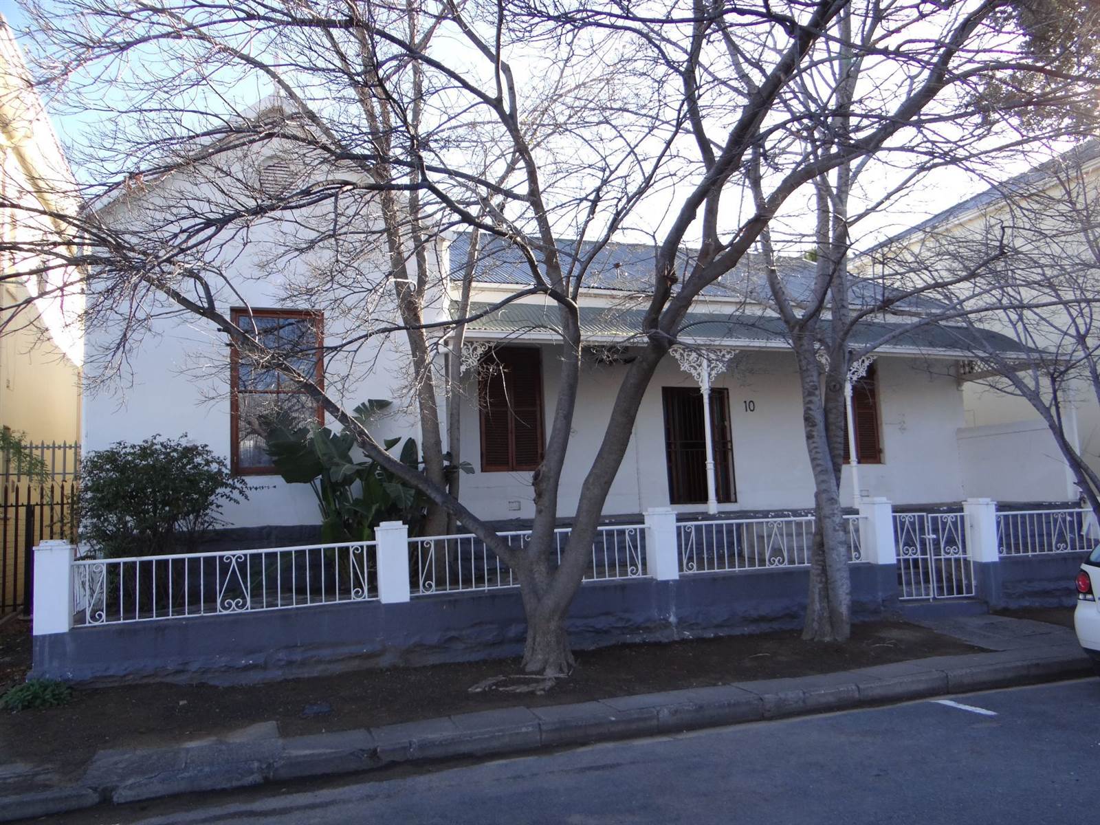 4 Bed House in Beaufort West photo number 1