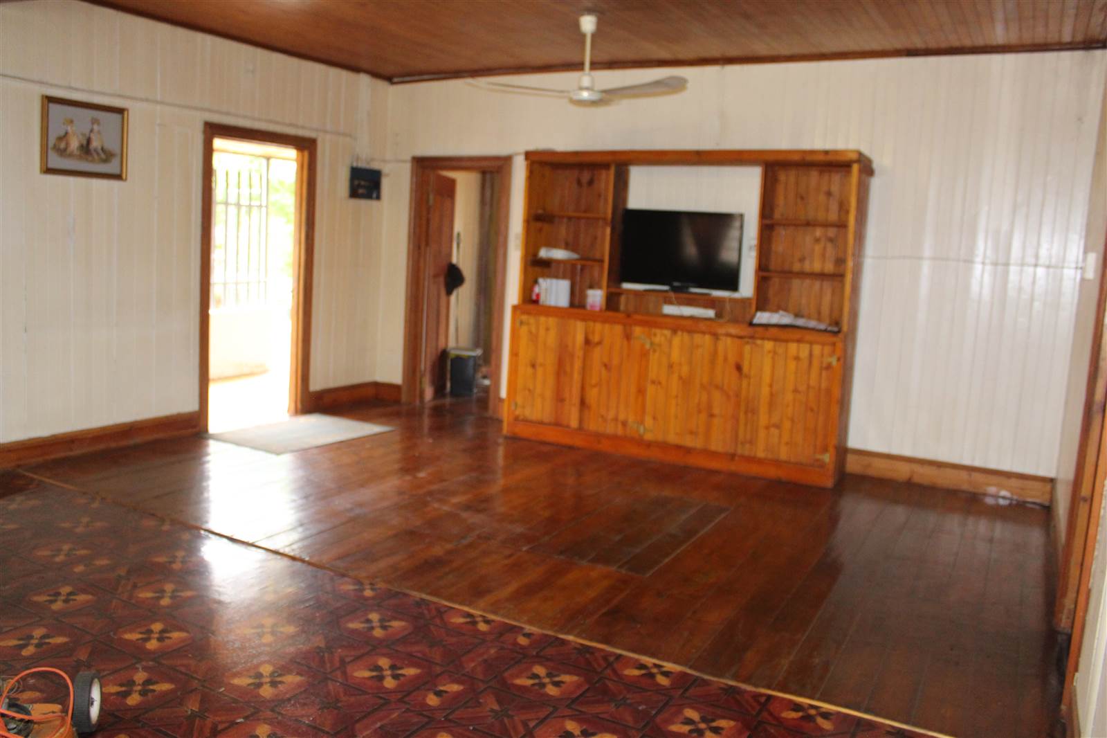 3 Bed House in Barberton photo number 11