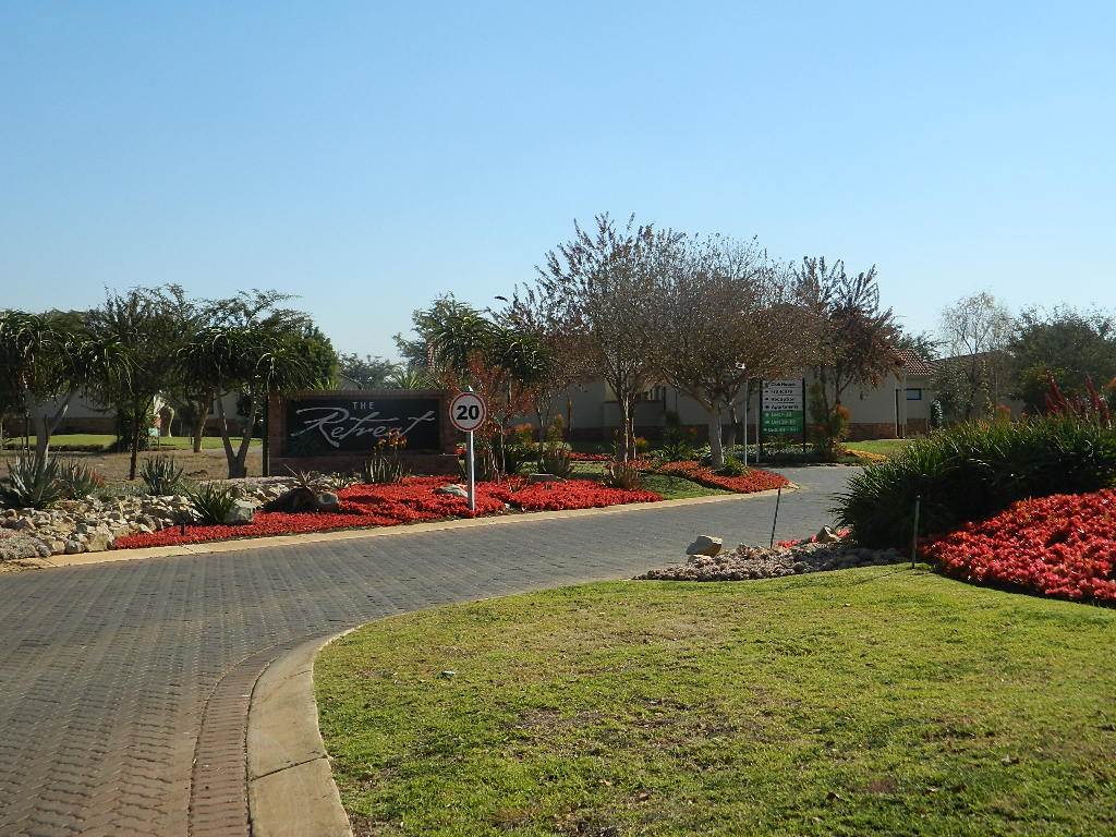 2 Bed Cluster in Hazeldean (Silverlakes Surroundings) photo number 1