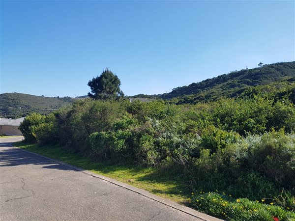 783 m² Land