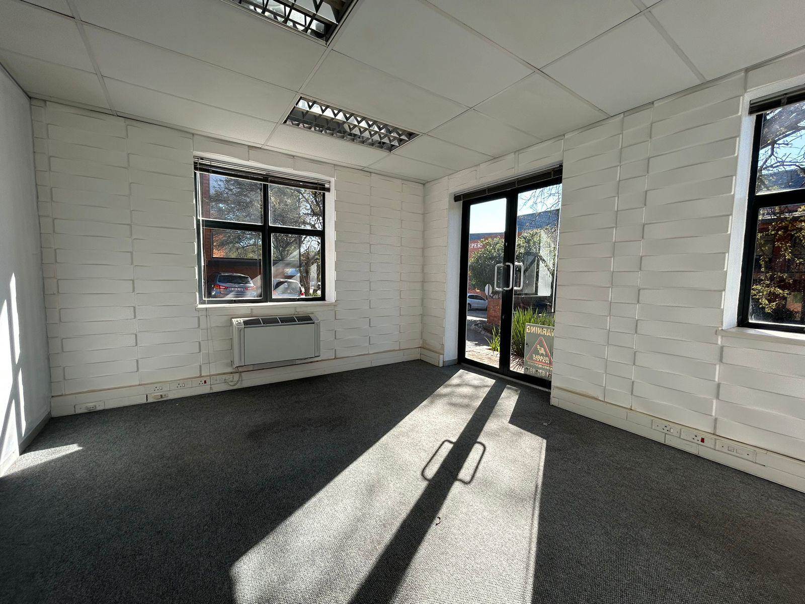 123  m² Commercial space in Cresta photo number 12