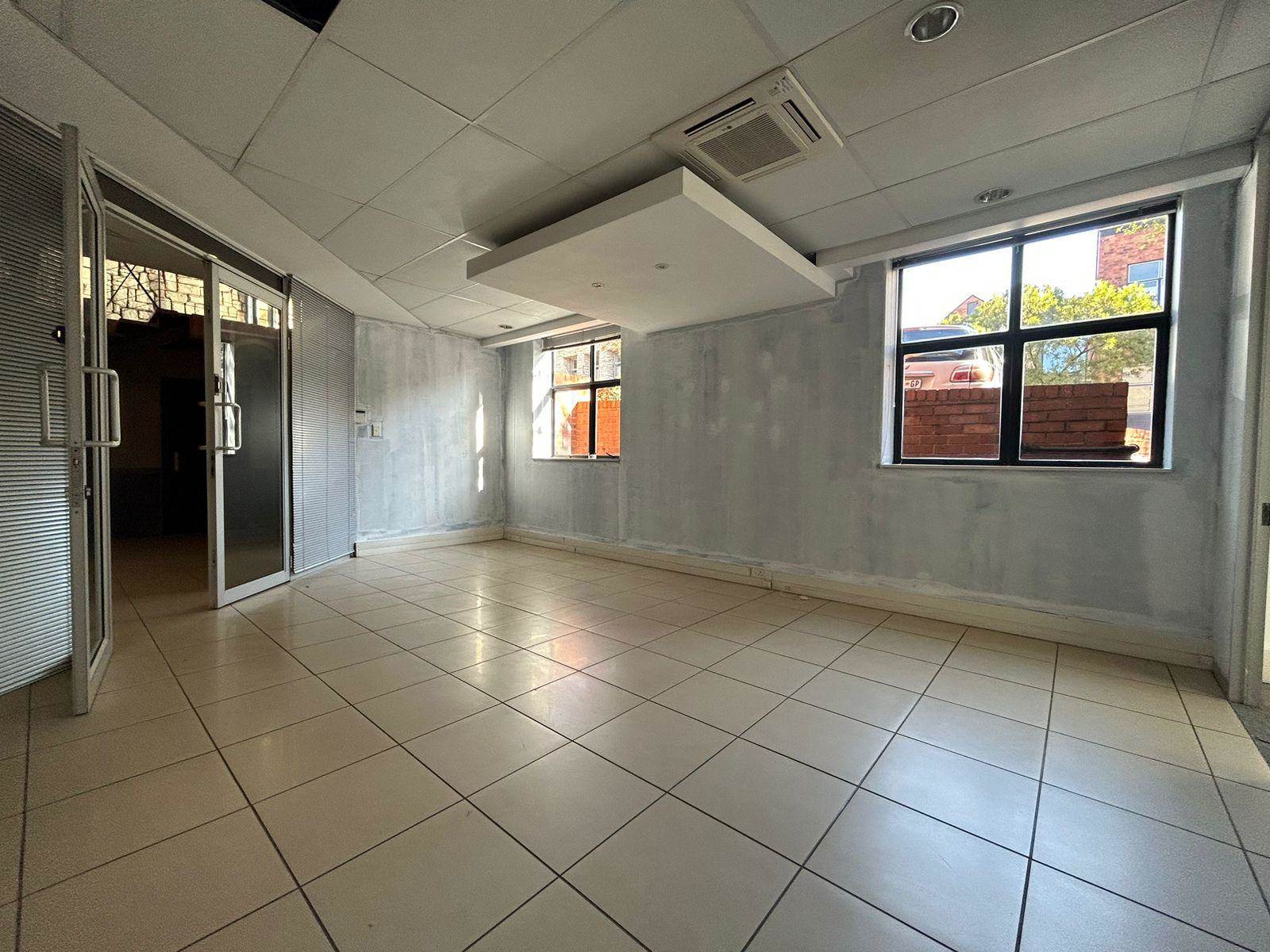 123  m² Commercial space in Cresta photo number 7