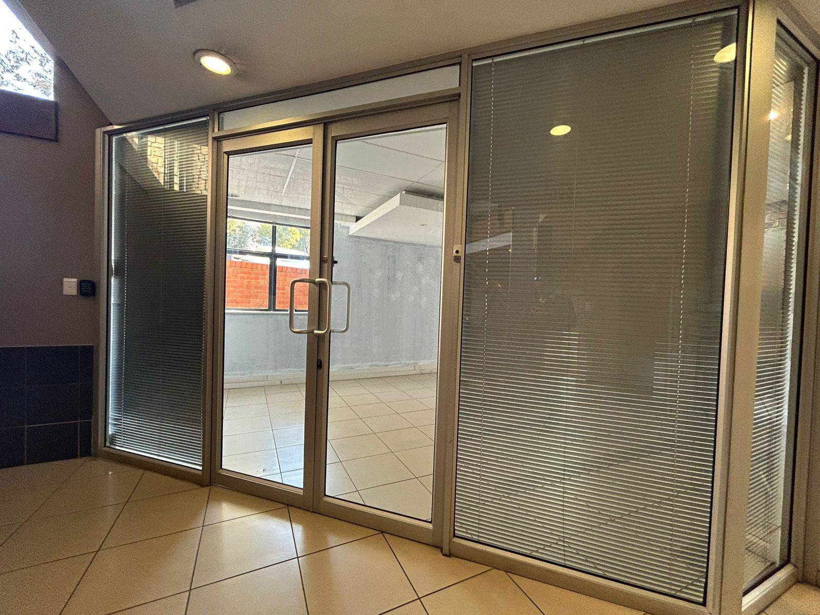 123  m² Commercial space in Cresta photo number 6