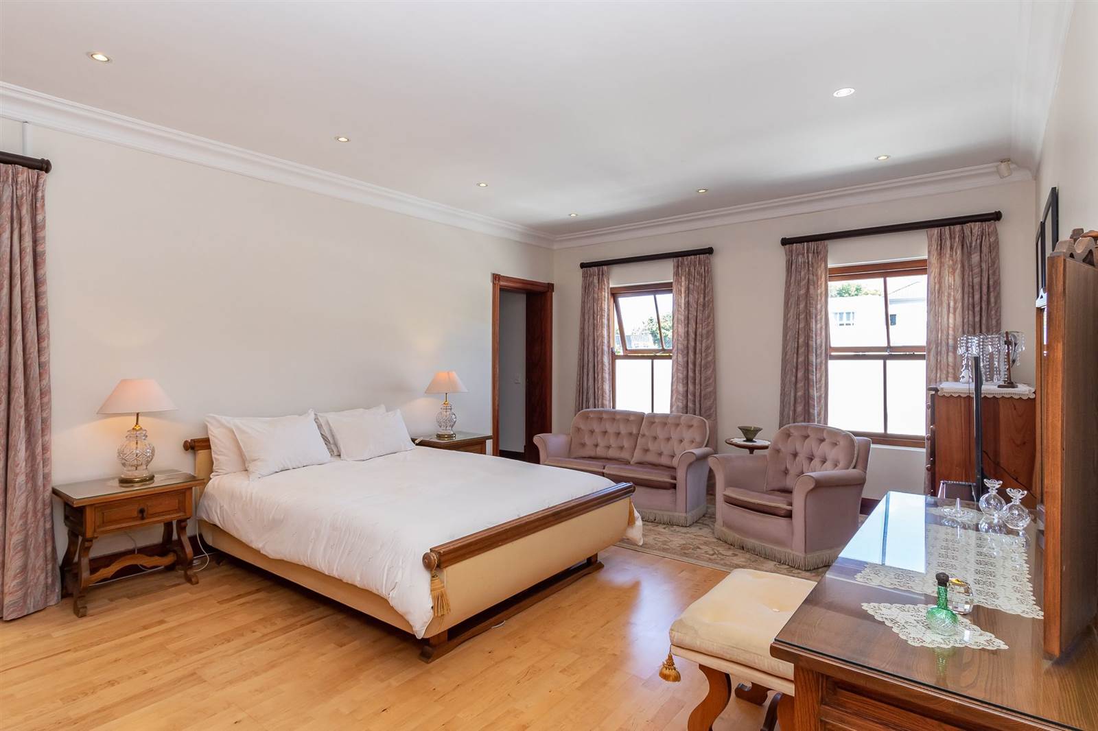 6 Bed House in Constantia Upper  photo number 17