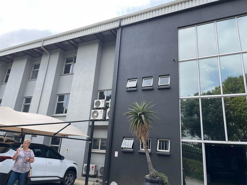242  m² Commercial space in Kyalami photo number 1