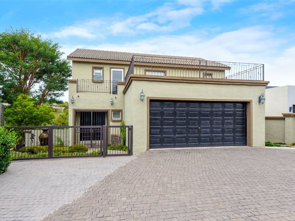 3 Bed House in Stone River Estate