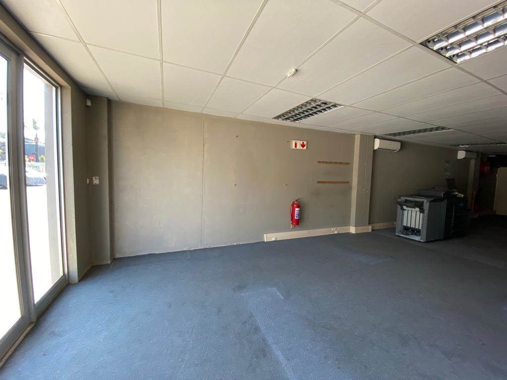 270  m² Industrial space in Barbeque Downs photo number 8
