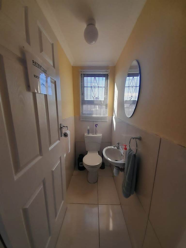 2 Bed House in Kwa Nobuhle photo number 13