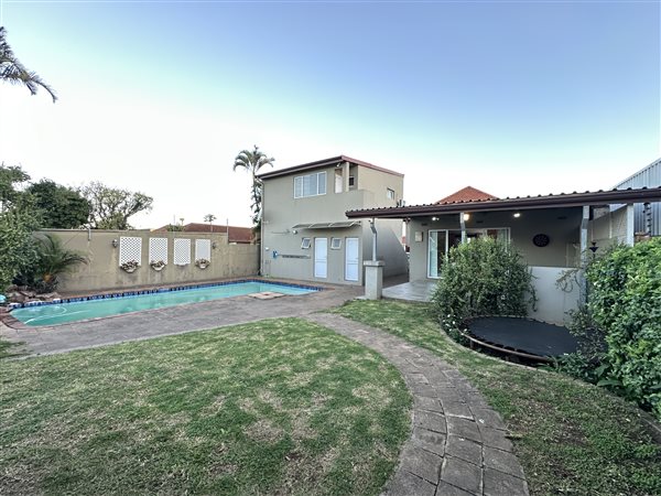 3 Bedroom House 3 Bedroom House