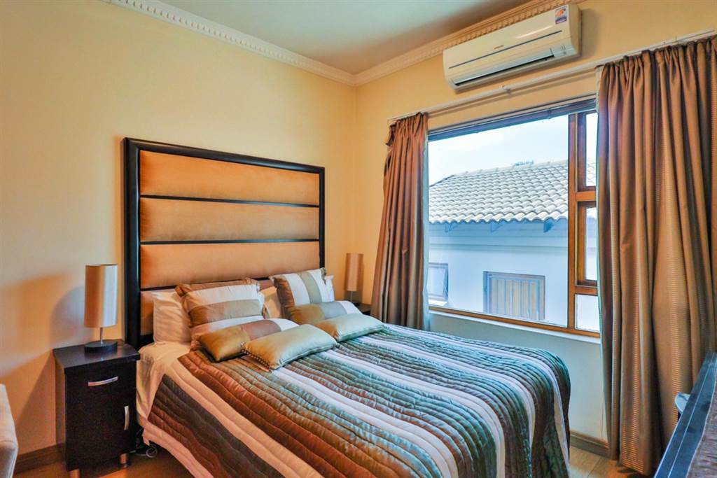 3 Bed Apartment in Xanadu Eco Park photo number 24