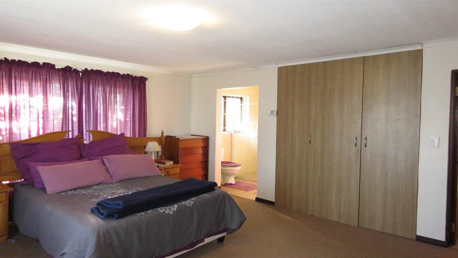 9 Bed House in Knysna Central photo number 16