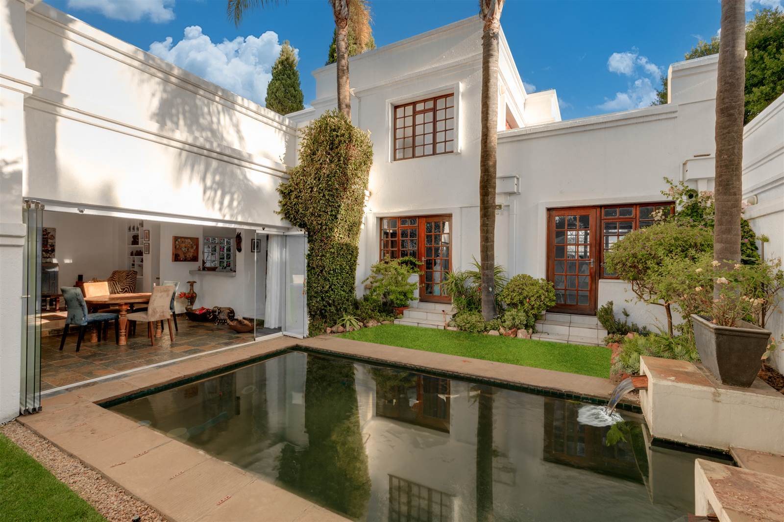 4 Bed Cluster in Lonehill photo number 4