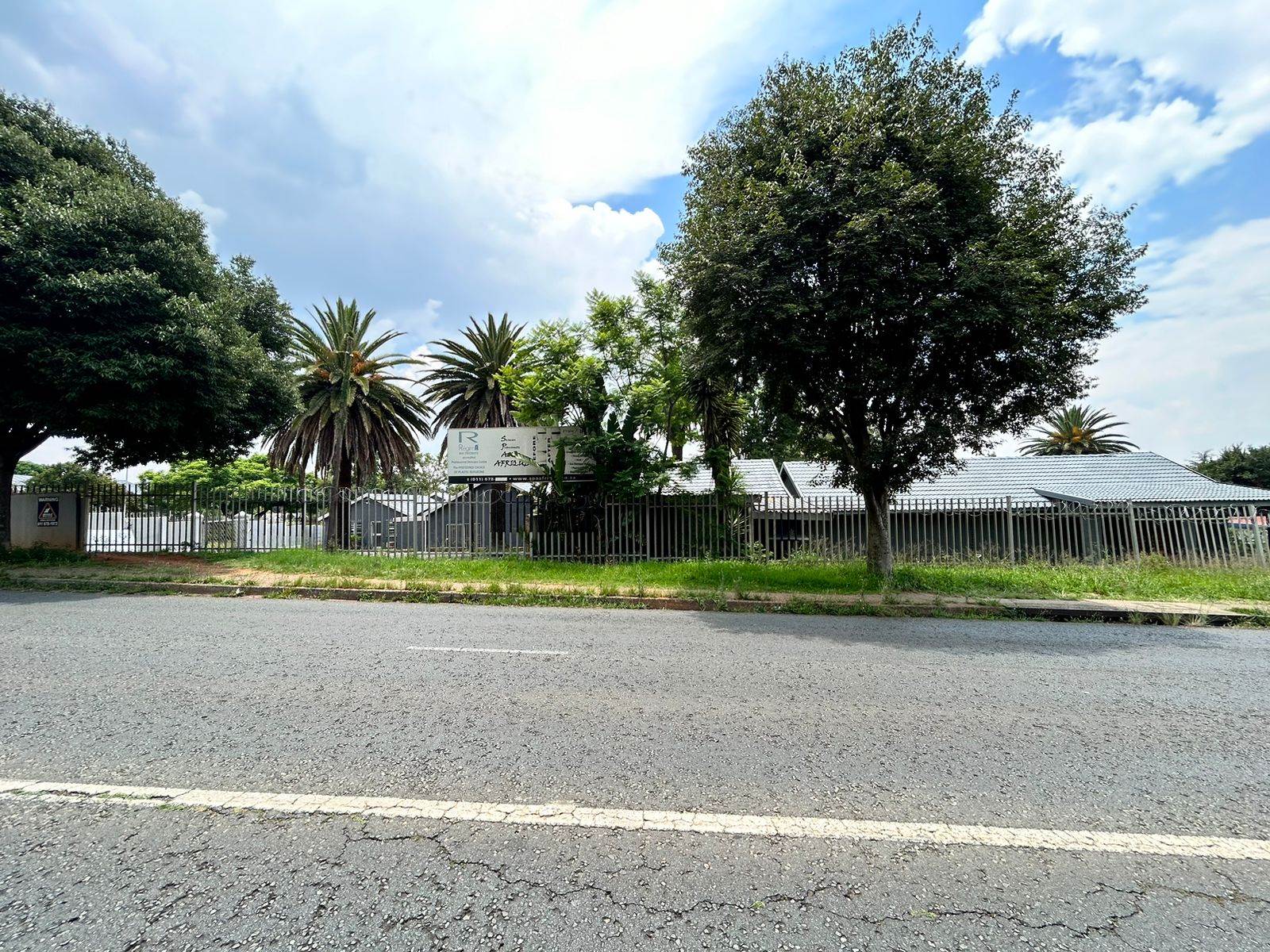 617  m² Commercial space in Northcliff photo number 6