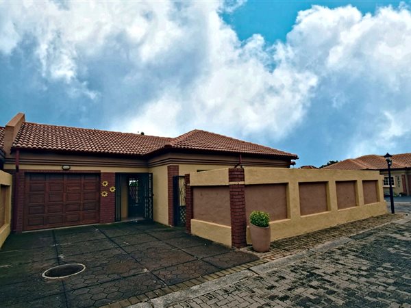 2 Bedroom Simplex 2 Bedroom Simplex