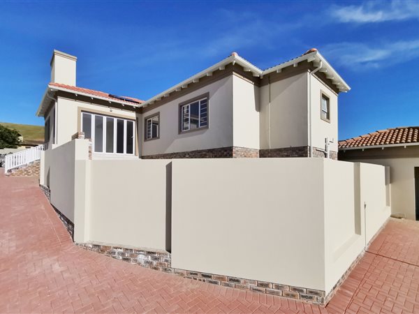 3 Bedroom Townhouse 3 Bedroom Townhouse