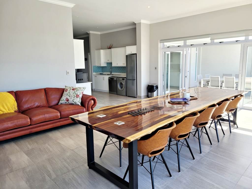3 Bed Apartment in Struisbaai photo number 3