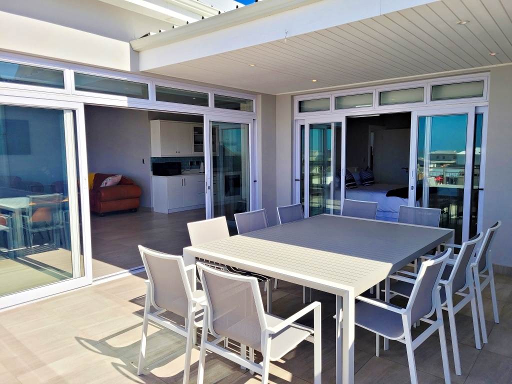 3 Bed Apartment in Struisbaai photo number 13