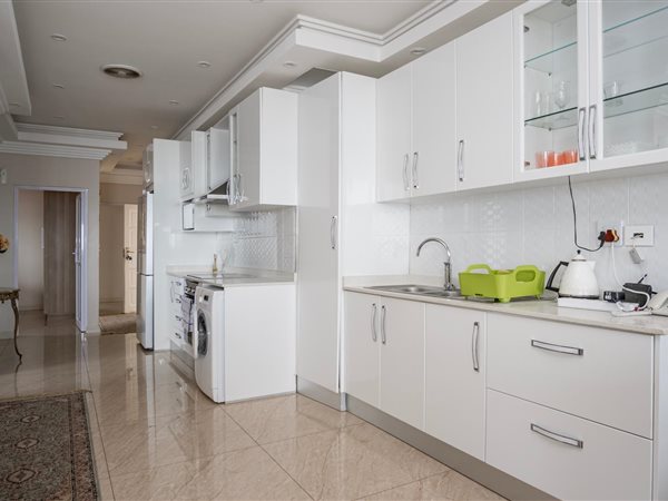 3 Bed Apartment