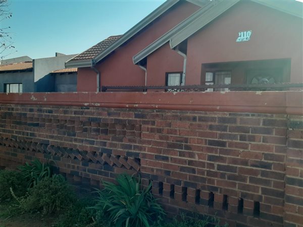 2 Bedroom House 2 Bedroom House