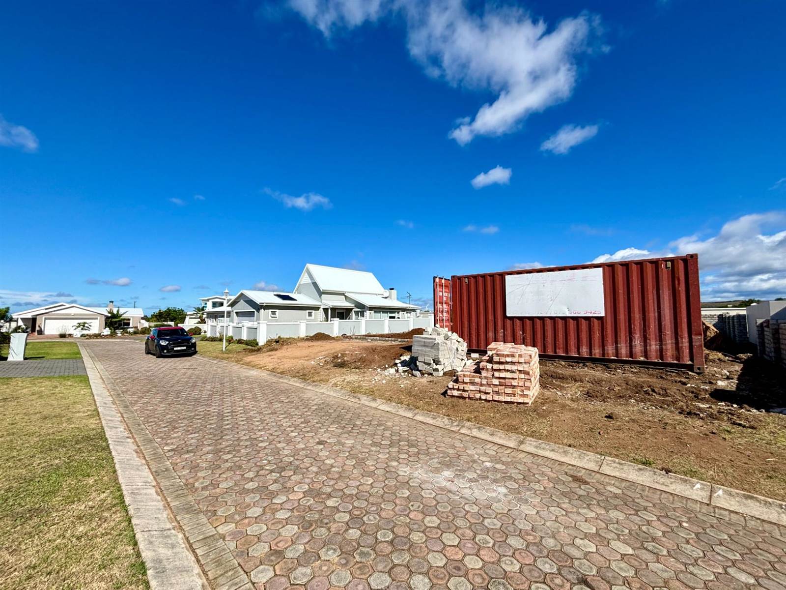 3 Bed House in Jeffreys Bay photo number 12