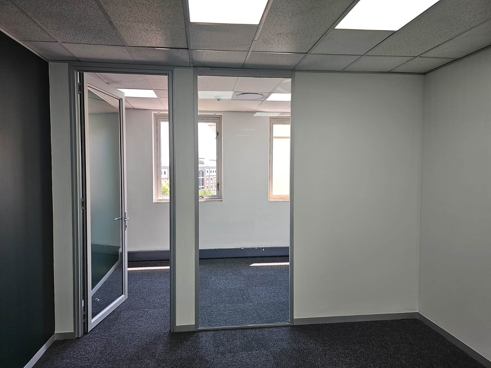 65  m² Office Space in Rosebank photo number 7