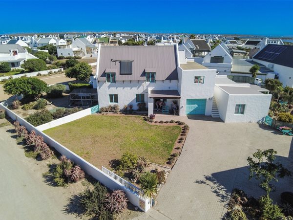 6 Bedroom House 6 Bedroom House