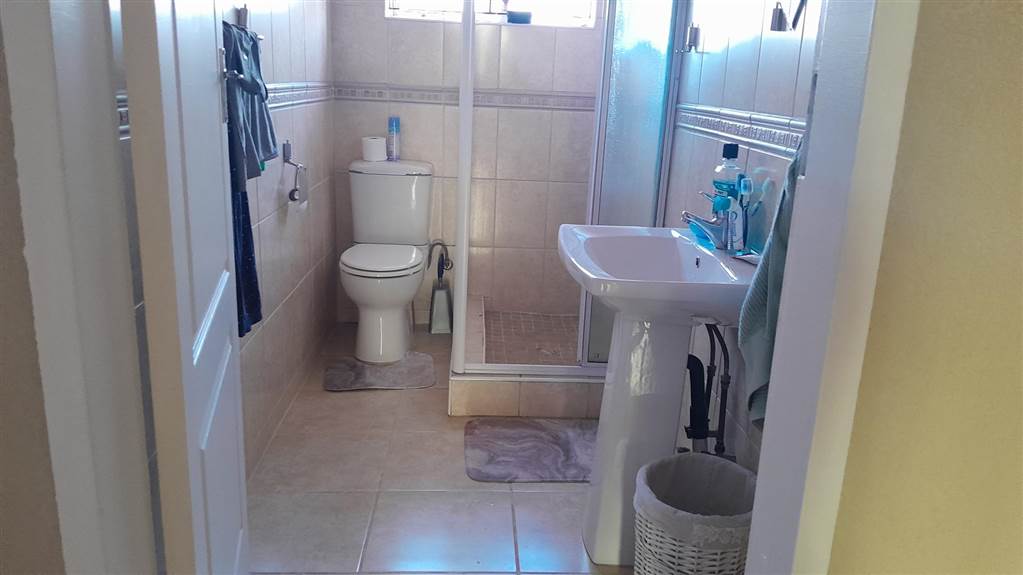 4 Bed House in Actonville photo number 3