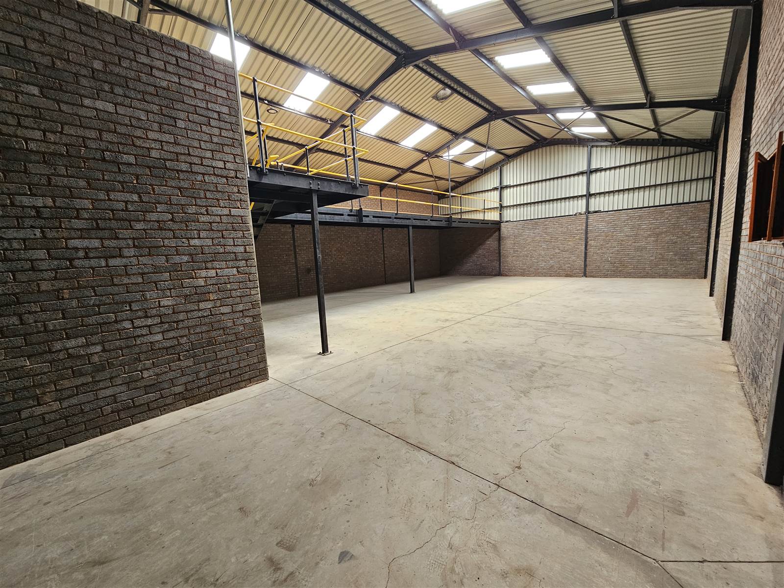 340  m² Industrial space in Anderbolt photo number 5