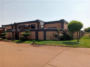3 Bed House in Meyerton Park