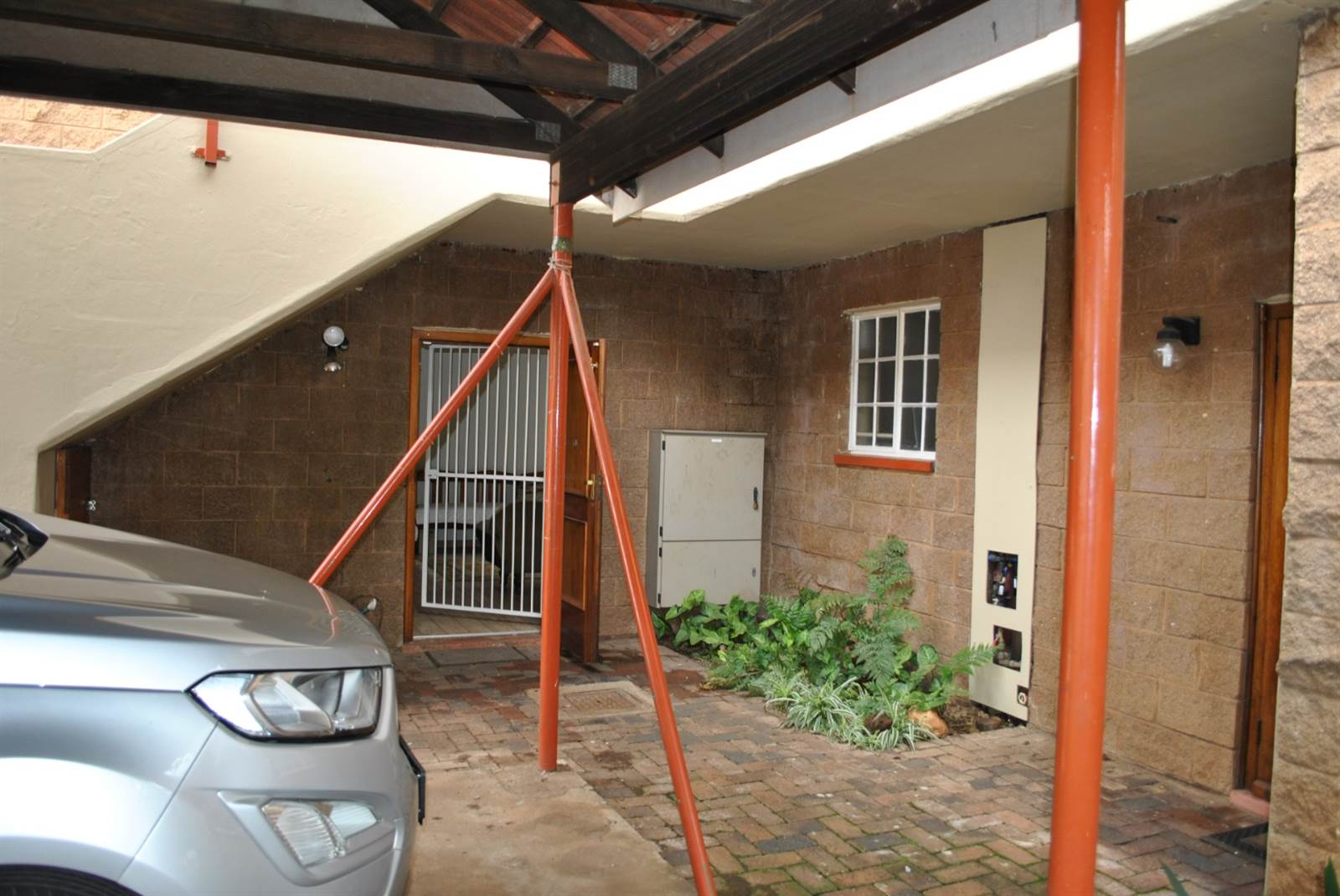 2 Bed Townhouse in Centurion CBD photo number 1