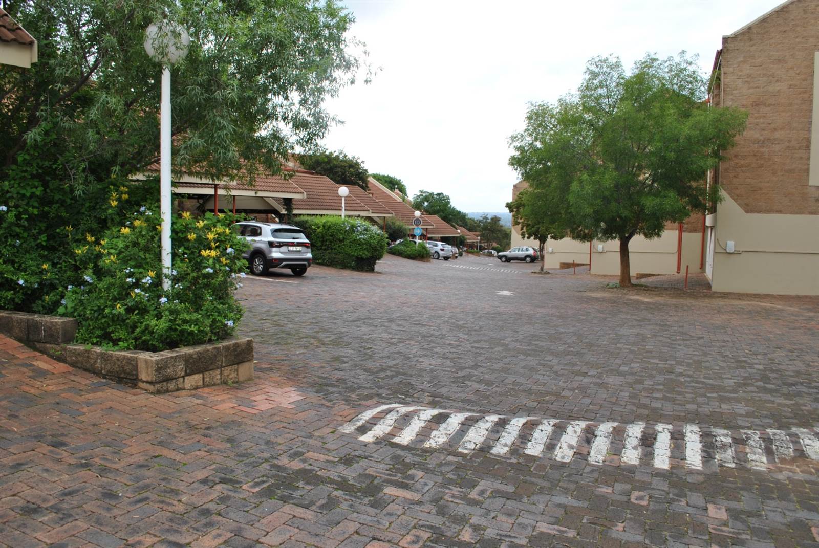2 Bed Townhouse in Centurion CBD photo number 3