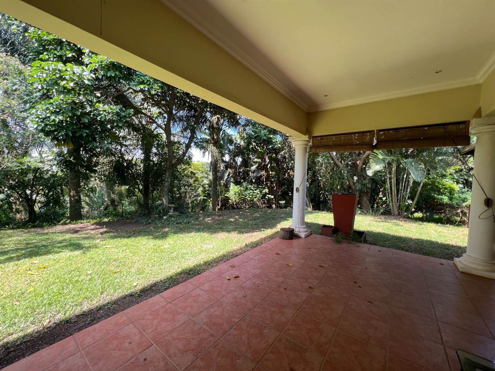 4 Bed Townhouse in Mt Edgecombe Estate 1 & 2 photo number 3