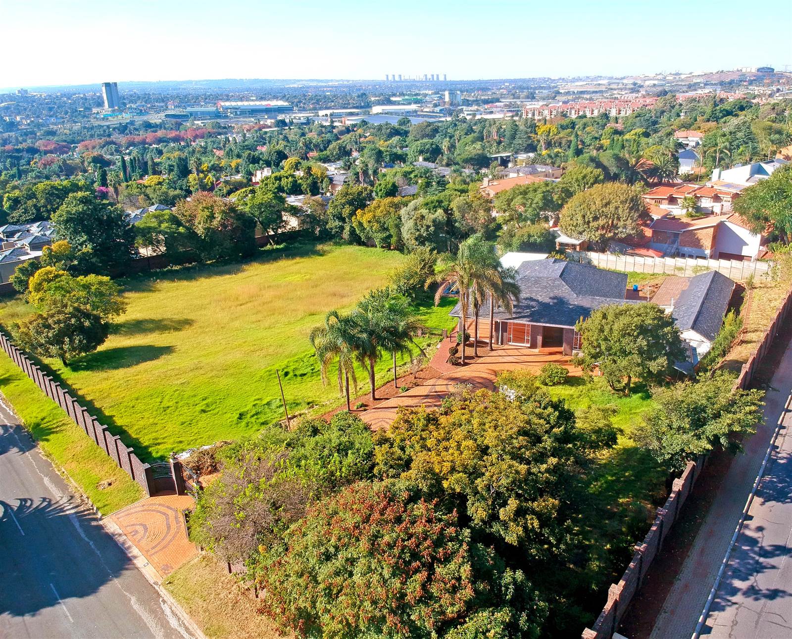 9500 m² Land available in Bedfordview photo number 9
