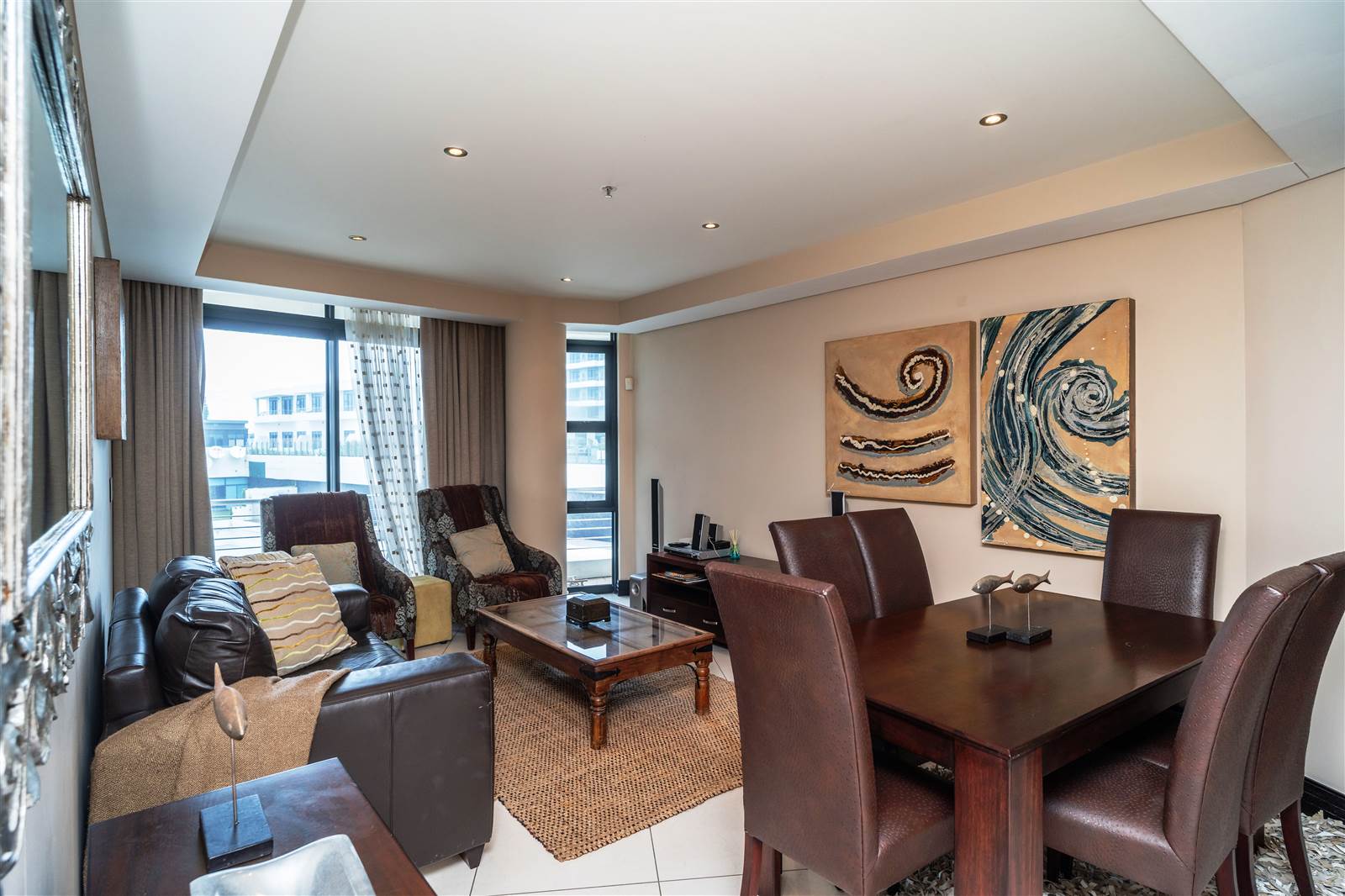 2 Bed Apartment in Umhlanga Rocks photo number 9