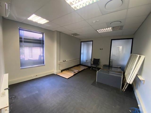 310  m² Office Space in Lyttelton Manor photo number 12