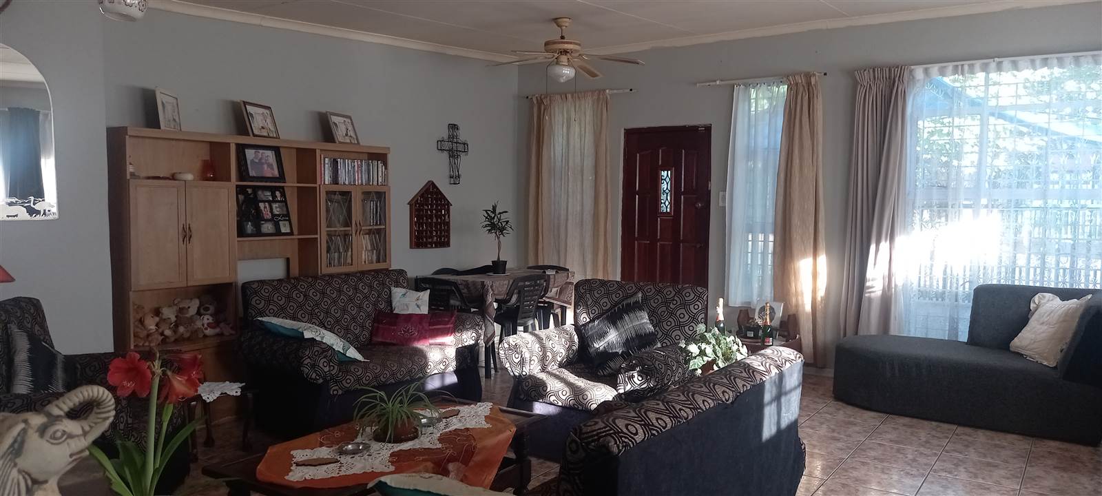 3 Bed House in Brakpan Central photo number 3