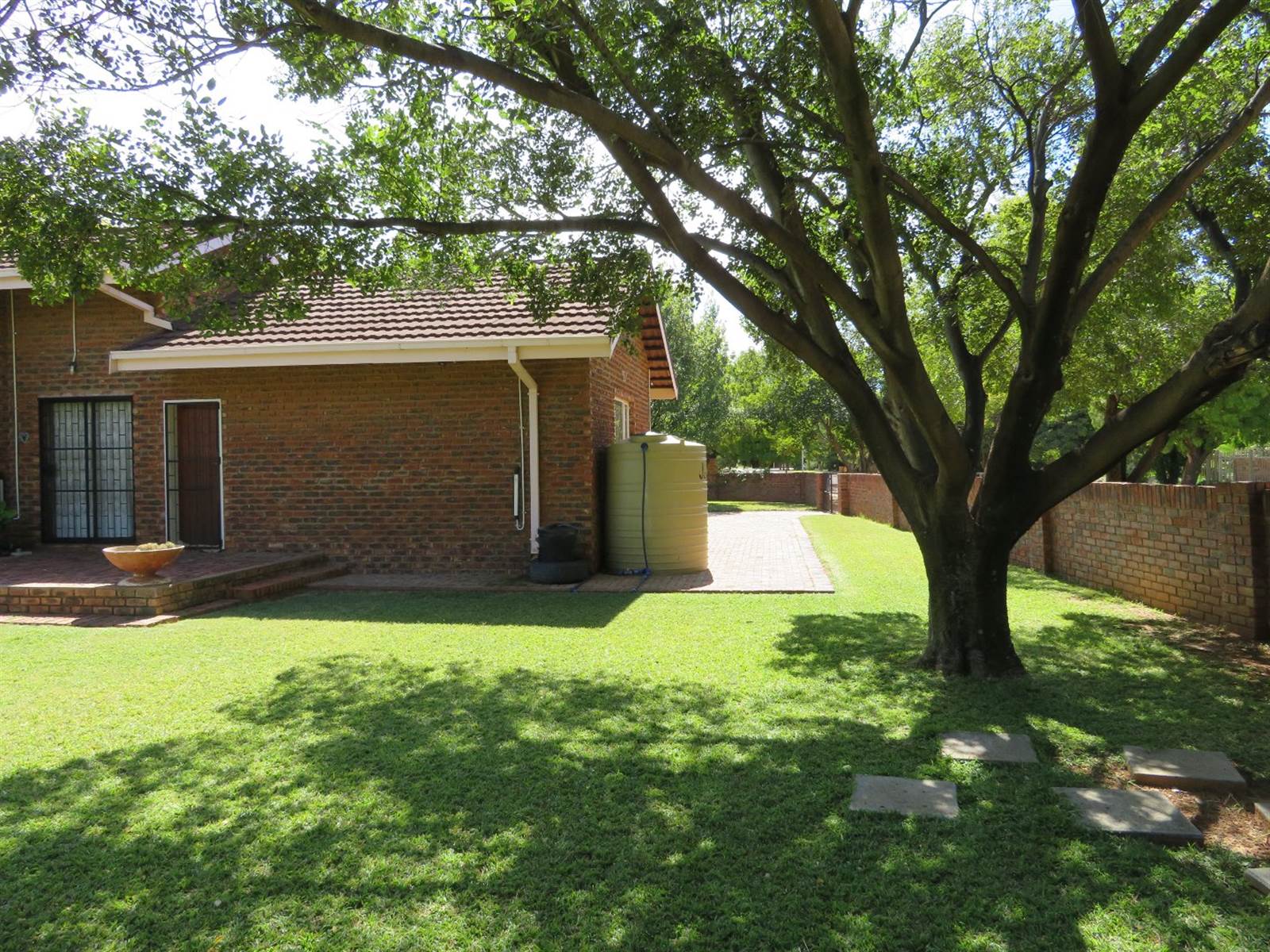 3 Bed House in Wolmaranstad photo number 5
